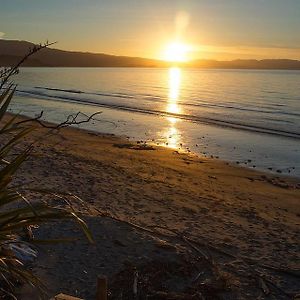 Pohara Beach Top 10 Holiday Park
